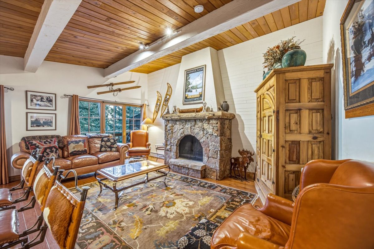 2586 Davos Trail - 1